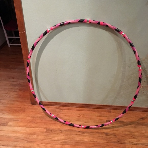 Hoola Hoop!! - Picture 3 of 3